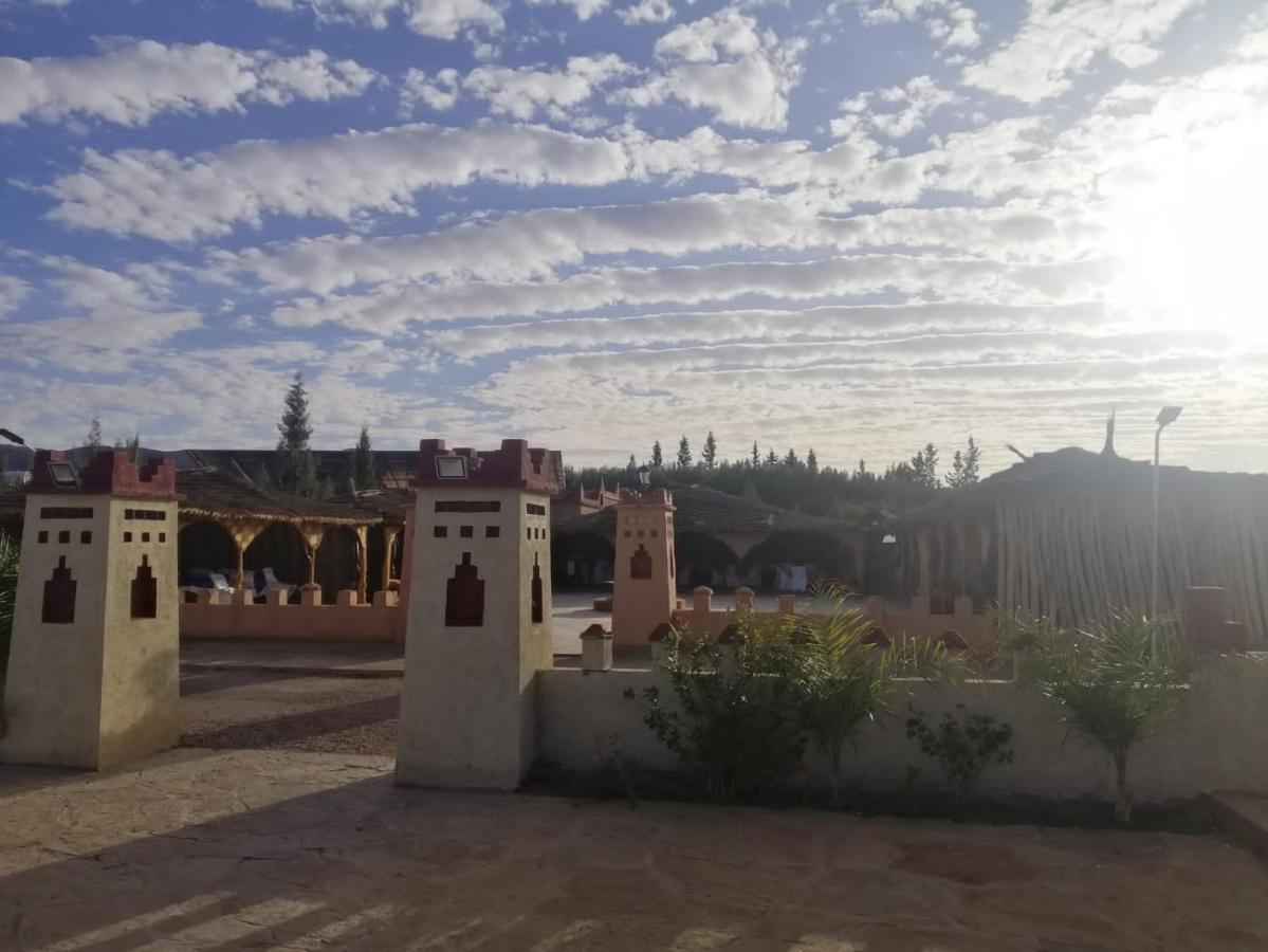 Dar Alfourssane Ferme D'Hote Warzazát Exteriér fotografie